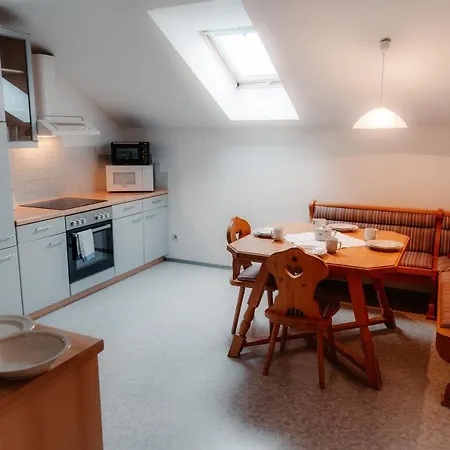 Annis Ausblick - Deine Im Salzkammergut