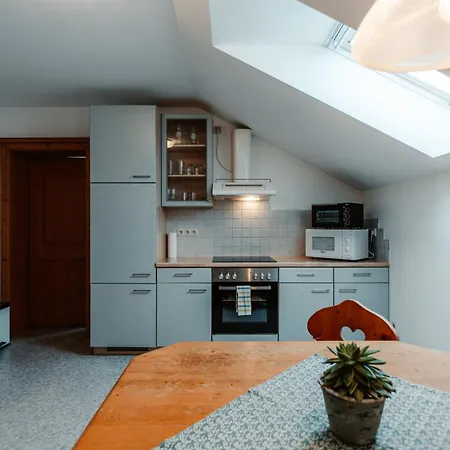 Annis Ausblick - Deine Im Salzkammergut Apartman *