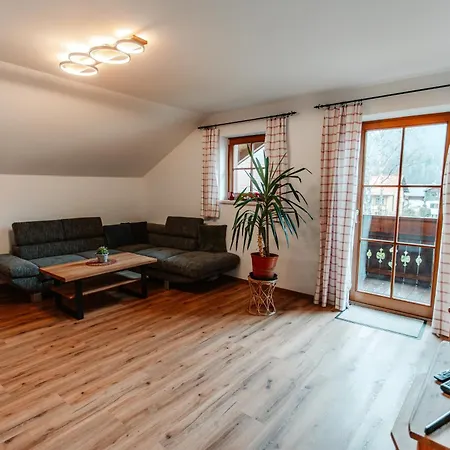 Annis Ausblick - Deine Im Salzkammergut Bad Goisern